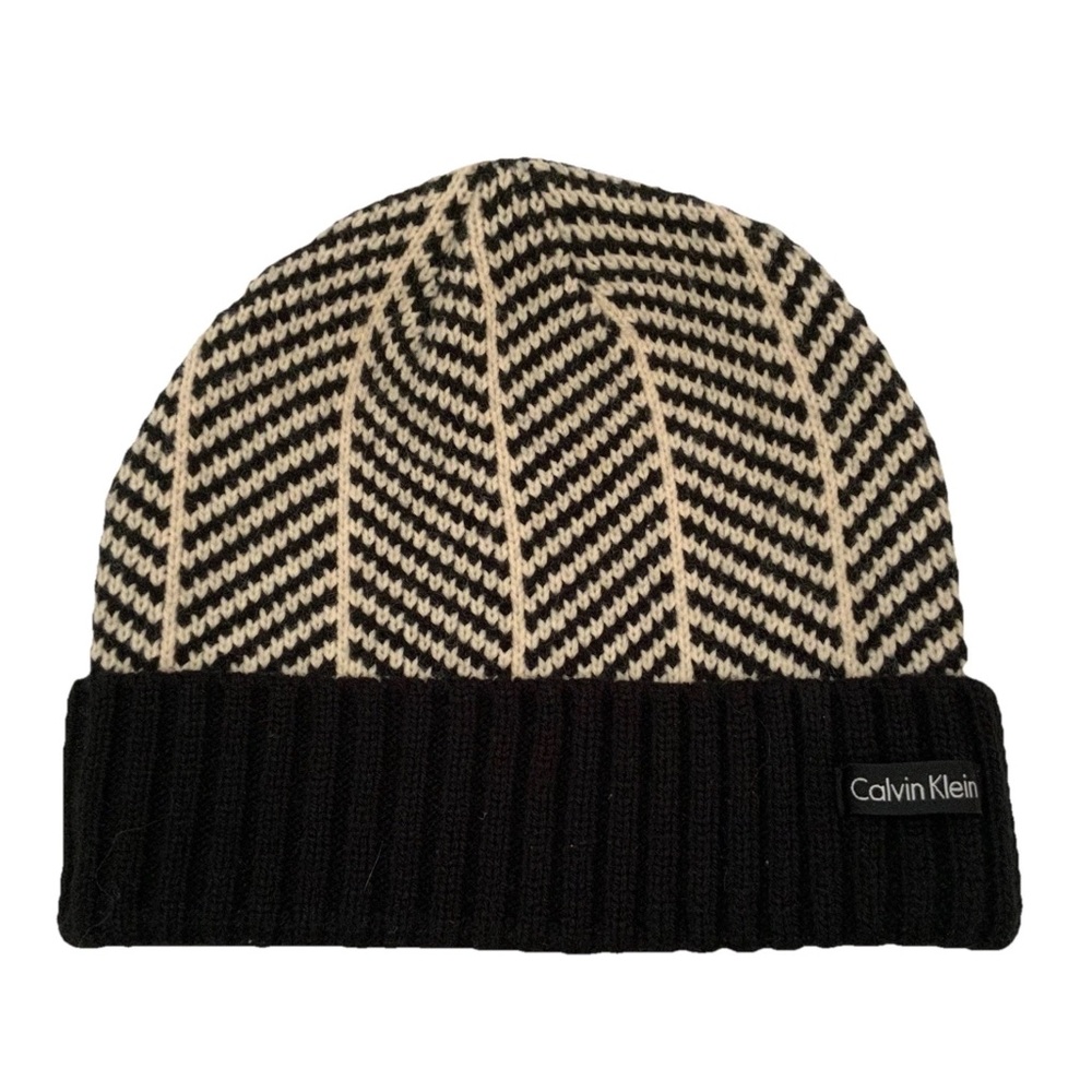 Calvin Klein Beanie Hat Womens One Size Black Ivory Chevron Knit 100% Acrylic